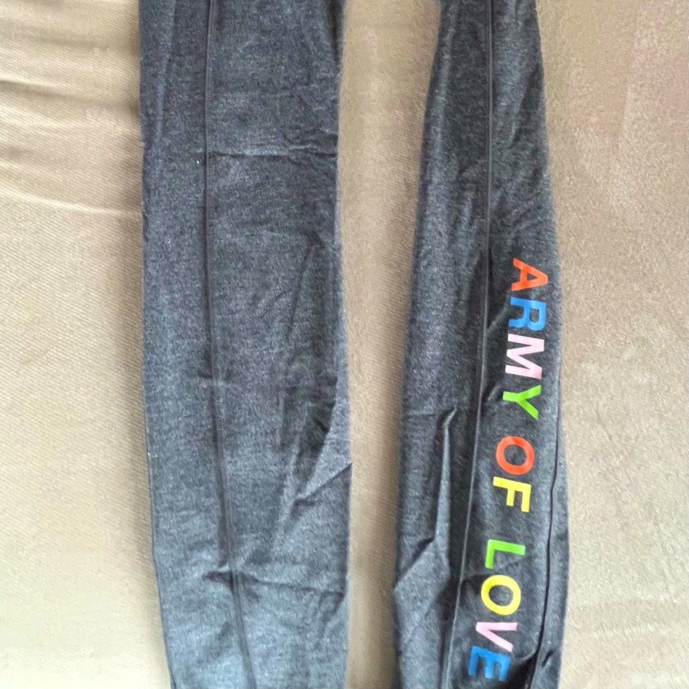 LuLuLemon SoulCycle “Army of Love” leggings (size 6)
